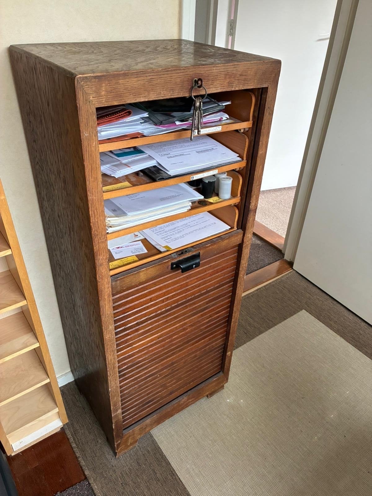 Vintage houten rolluikkast / archiefkast, Ophalen of Verzenden