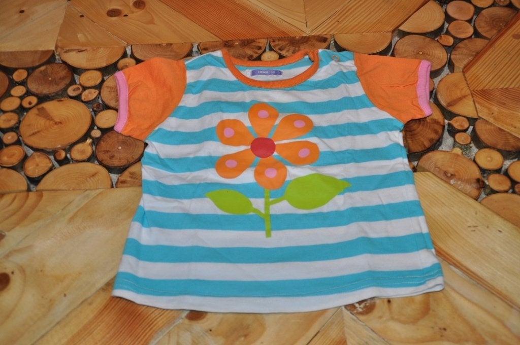 Z.g.a.n. fleurig t-shirt bloem Hema 86, Kinderen en Baby's, Babykleding | Maat 86, Meisje, Ophalen of Verzenden, Zo goed als nieuw