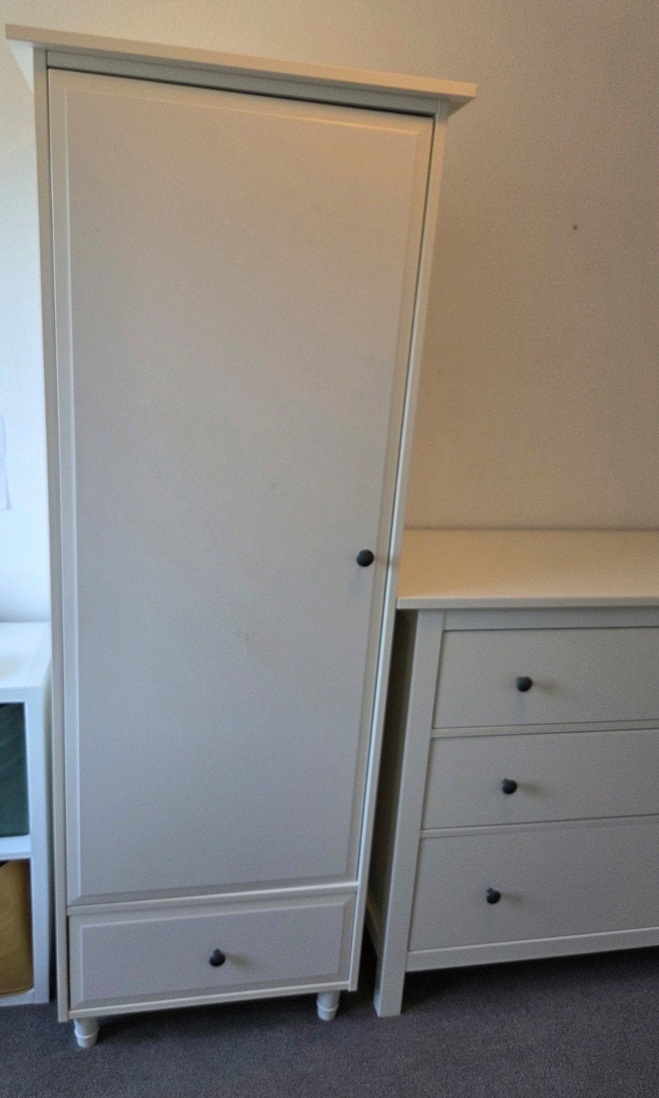 Hemnes, Ikea, wit kledingkast, hanggedeelte, plank en lade, Met deur(en), 150 tot 200 cm, 25 tot 50 cm, Overige houtsoorten