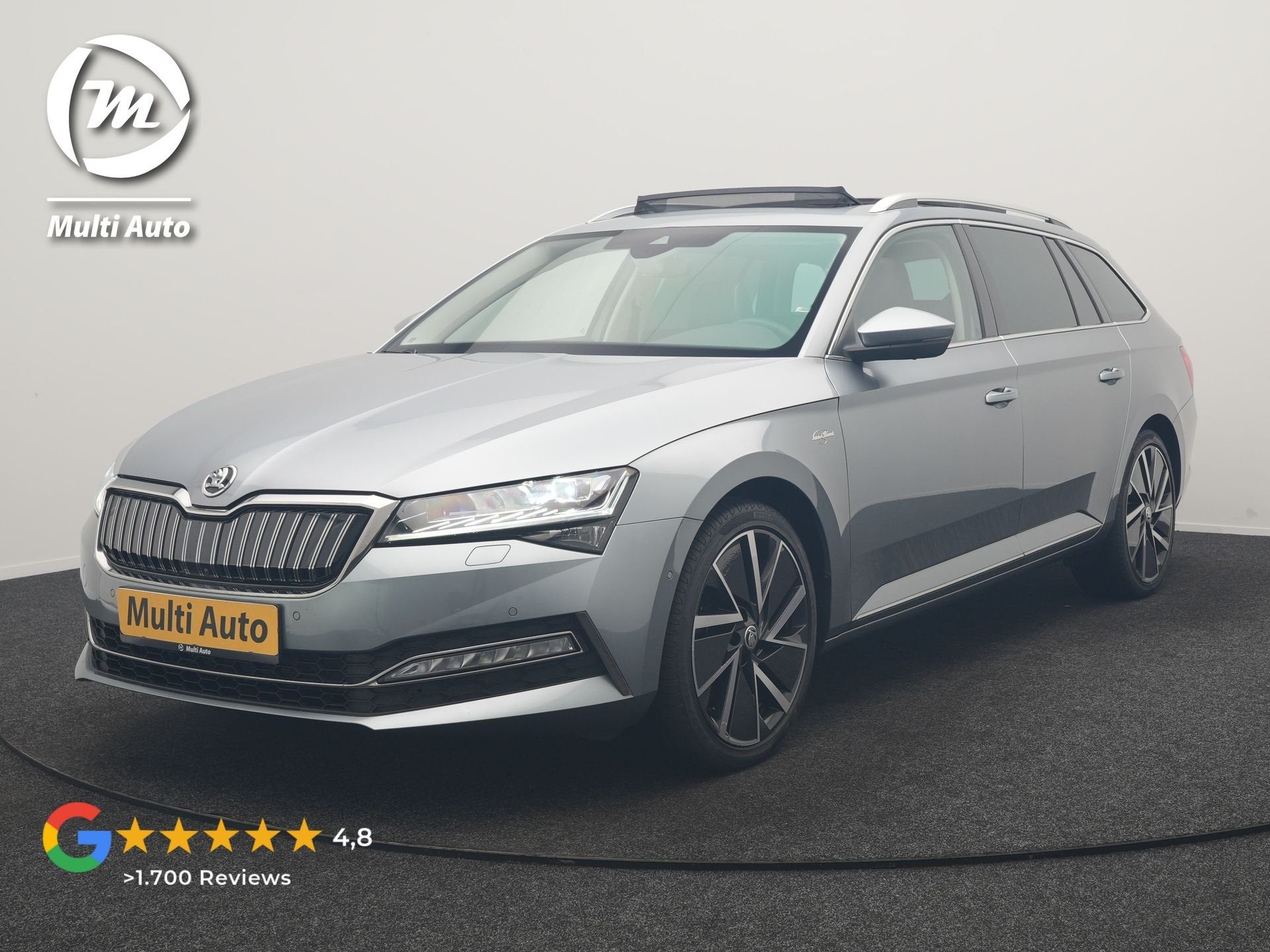 Skoda Superb Combi 1.4 TSI iV Laurin & Klement PHEV 218pk De, Dealer onderhouden, Gebruikt, Zwart, 4 cilinders