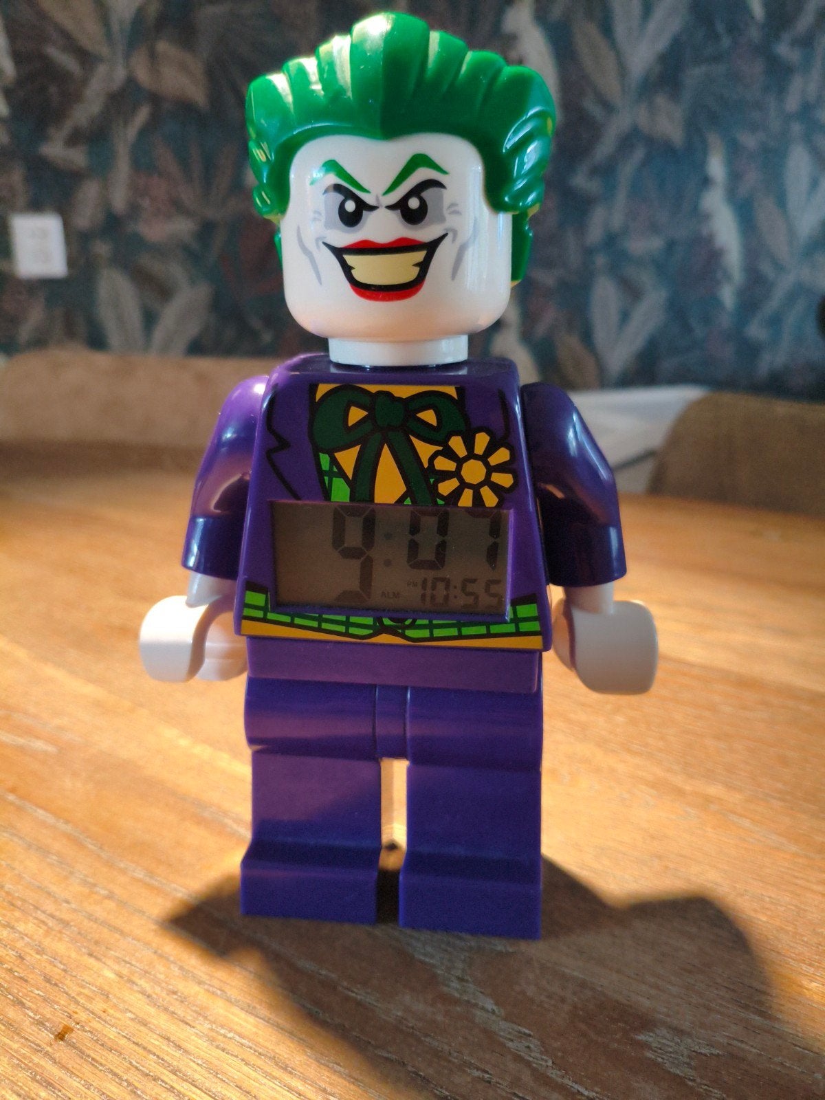 Lego The Joker Wekker - Digitale Klok, Huis en Inrichting, Meerkleurig, Werkt op batterijen, Ophalen of Verzenden, Zo goed als nieuw