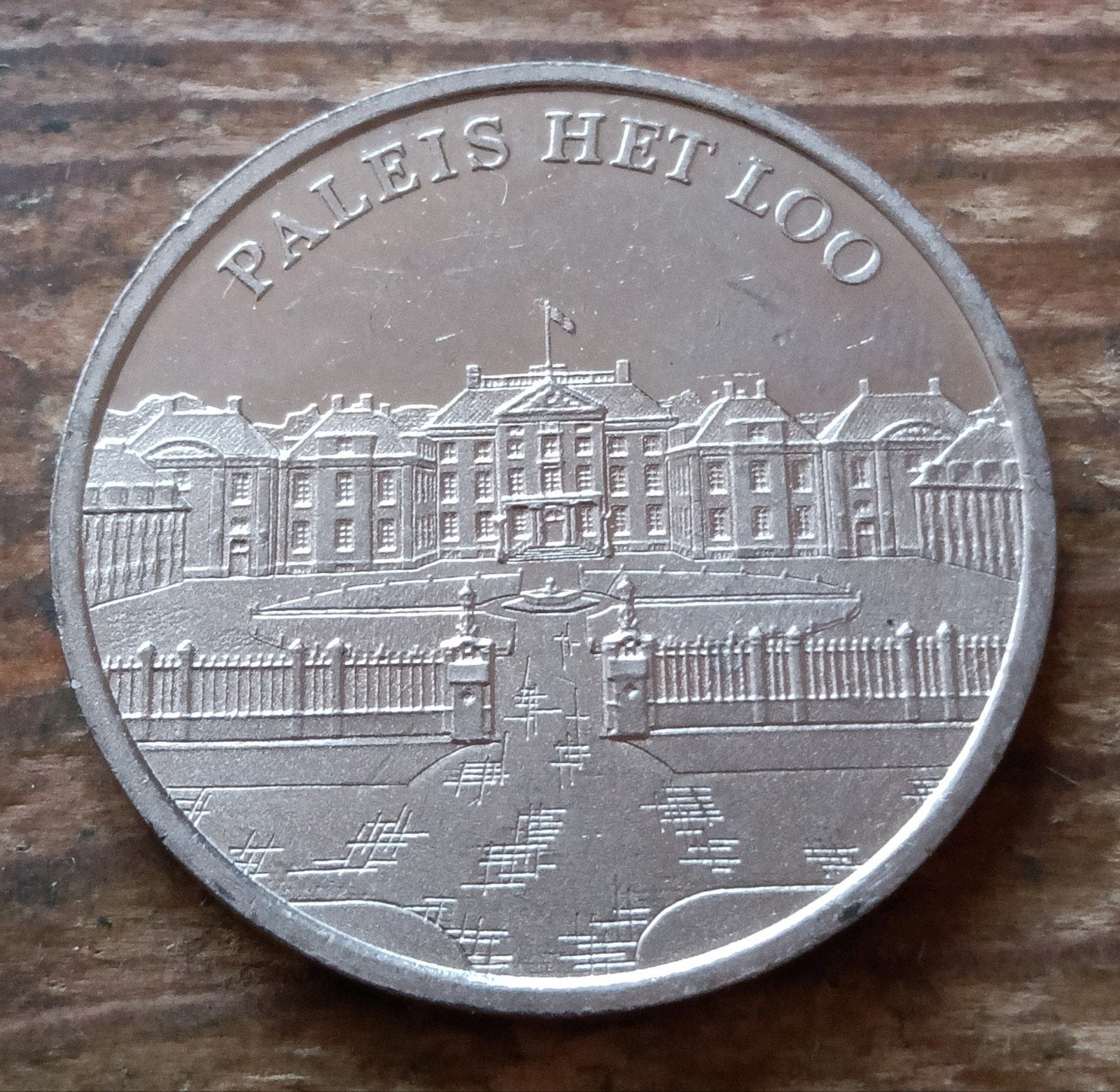 Penning Apeldoorn 1 Florin Paleis het Loo kenmerk K49, Postzegels en Munten, Ophalen of Verzenden, Overige materialen, Nederland