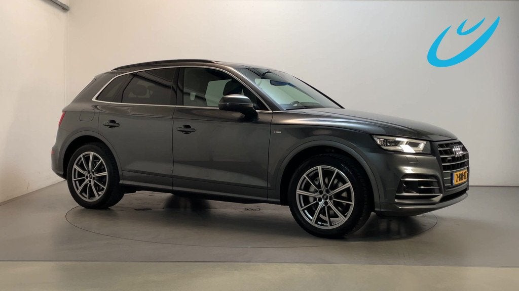 Audi Q5 55 TFSI e Quattro Competition S-Line Panoramadak Luc, Automaat, 4 cilinders, Plug-in hybride, Bedrijf