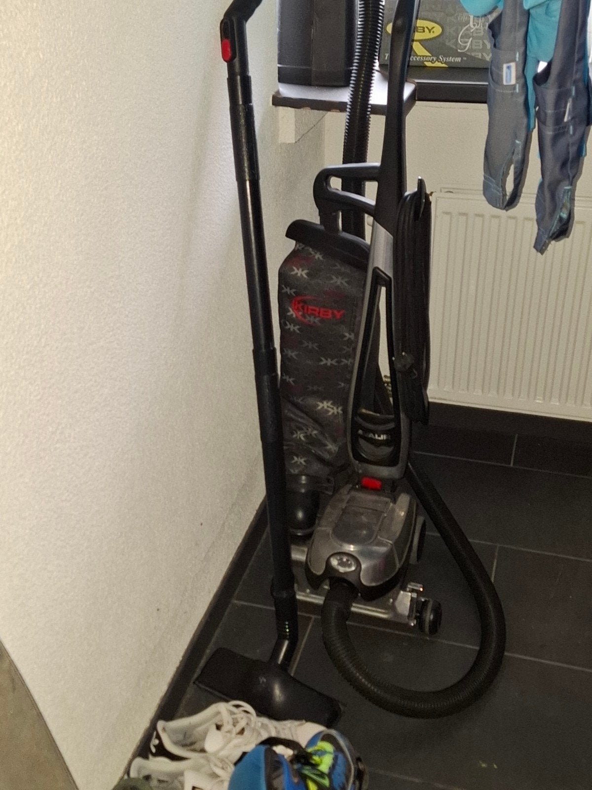Kirby Avalir Stofzuiger met accessoires, Overige merken, Gebruikt, Geschikt voor harde vloeren, Sledestofzuiger