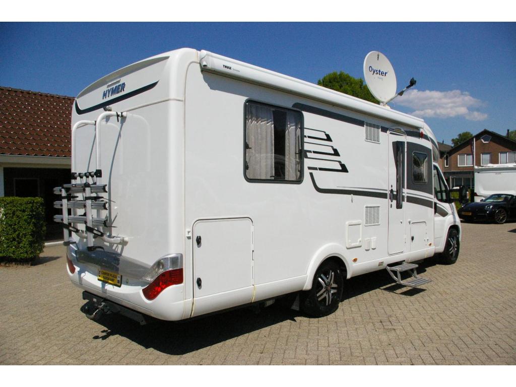 Hymer T 708 SL Automaat, Queensbed, level, Internet., Caravans en Kamperen, Automaat, Ringverwarming, Fiat, Airbags