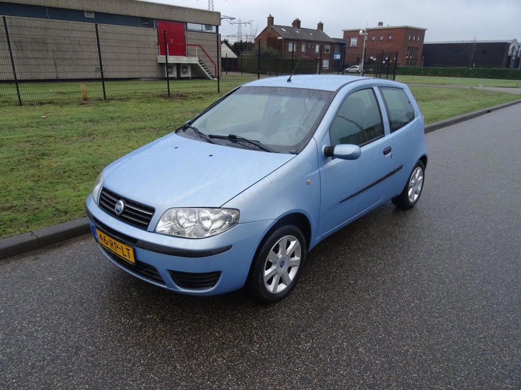 Fiat Punto 1.4-16V Dynamic, Auto's, Voorwielaandrijving, Origineel Nederlands, Bedrijf, Handgeschakeld