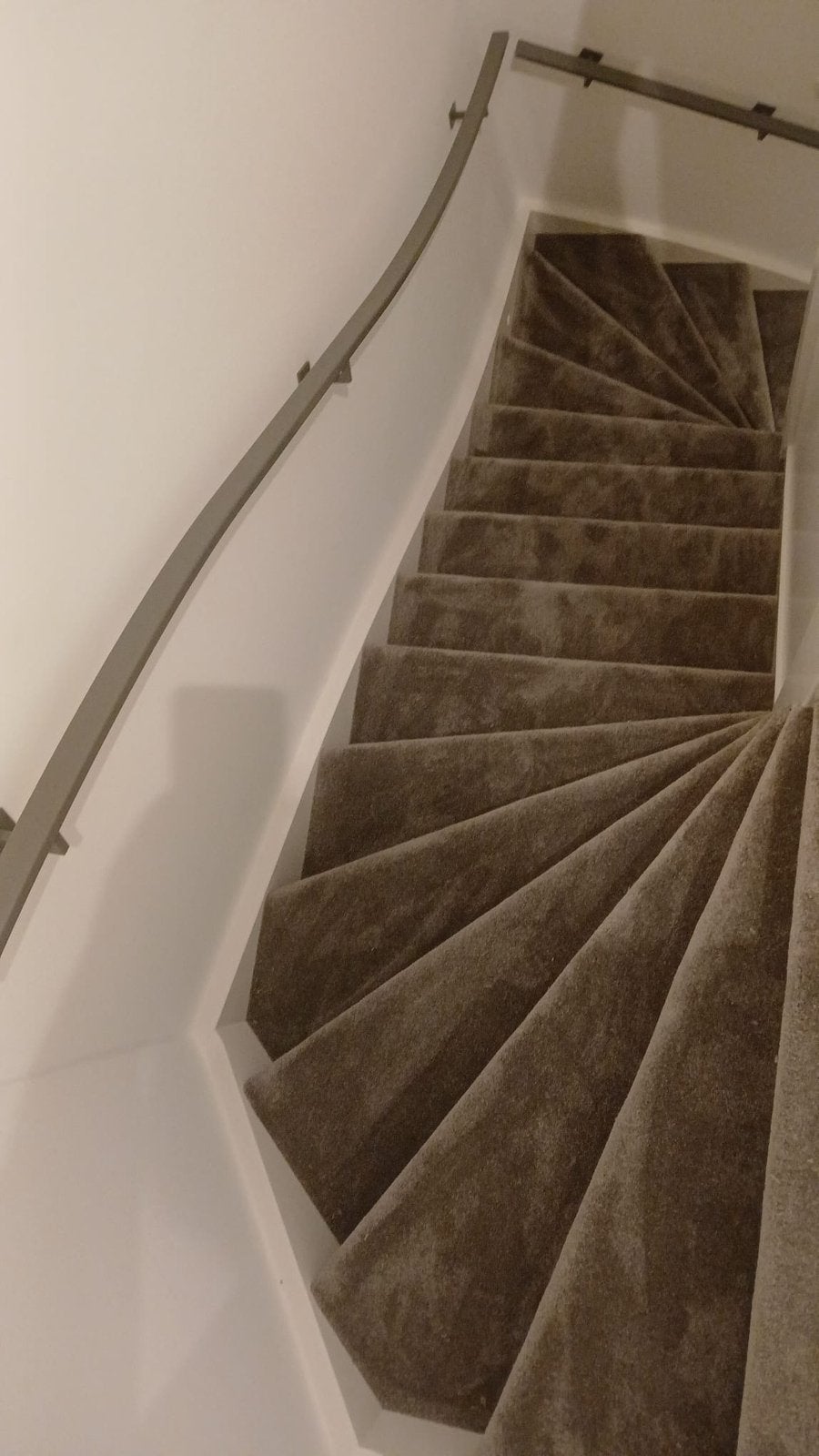 Trap stoffering tapijt stoffering complete woning snel, Ophalen of Verzenden, Nieuw, Crème, Tapijt