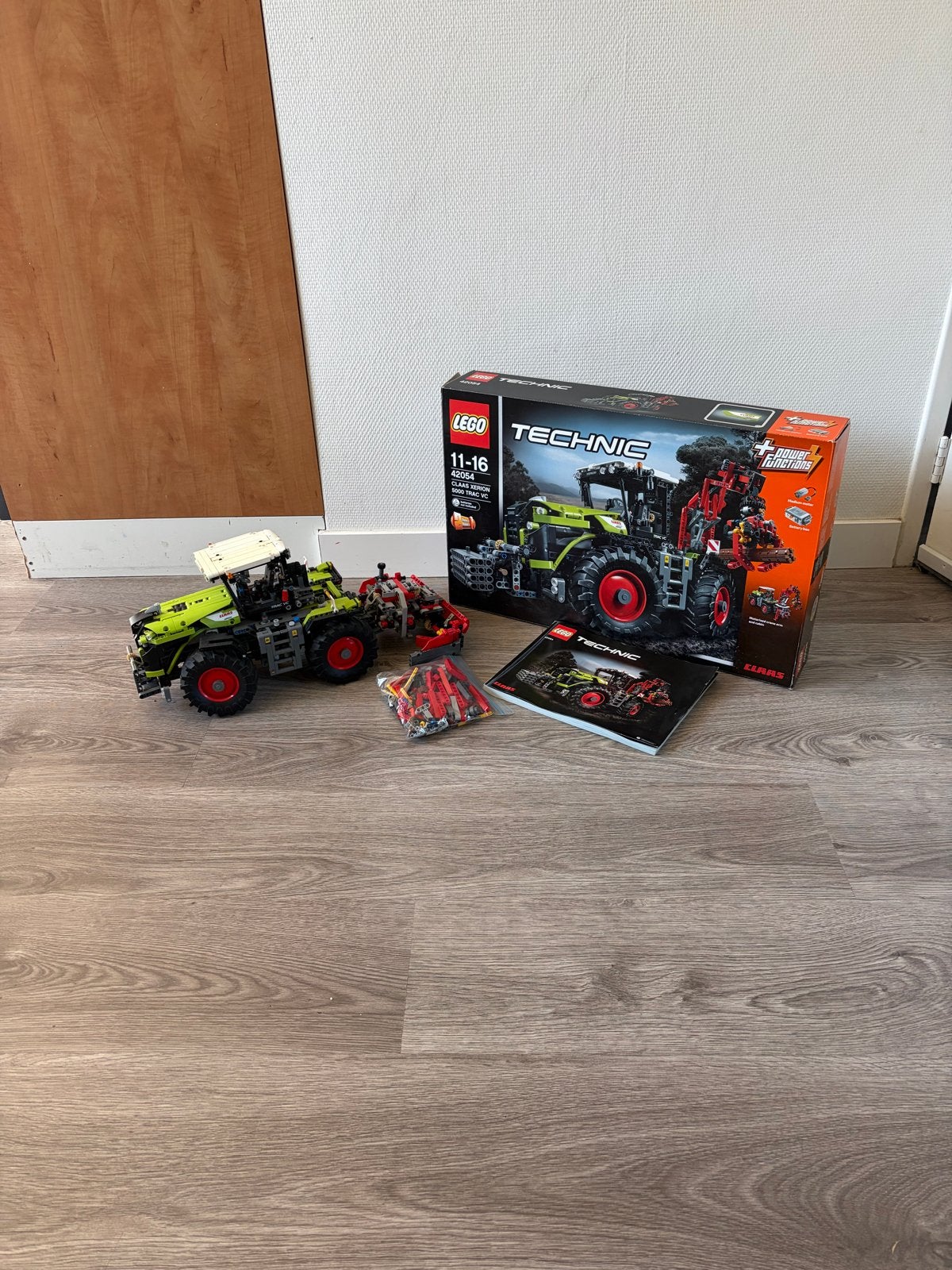 LEGO Technic 42054 Claas Xerion 5000 TRAC VC, Ophalen, Zo goed als nieuw, Overige merken