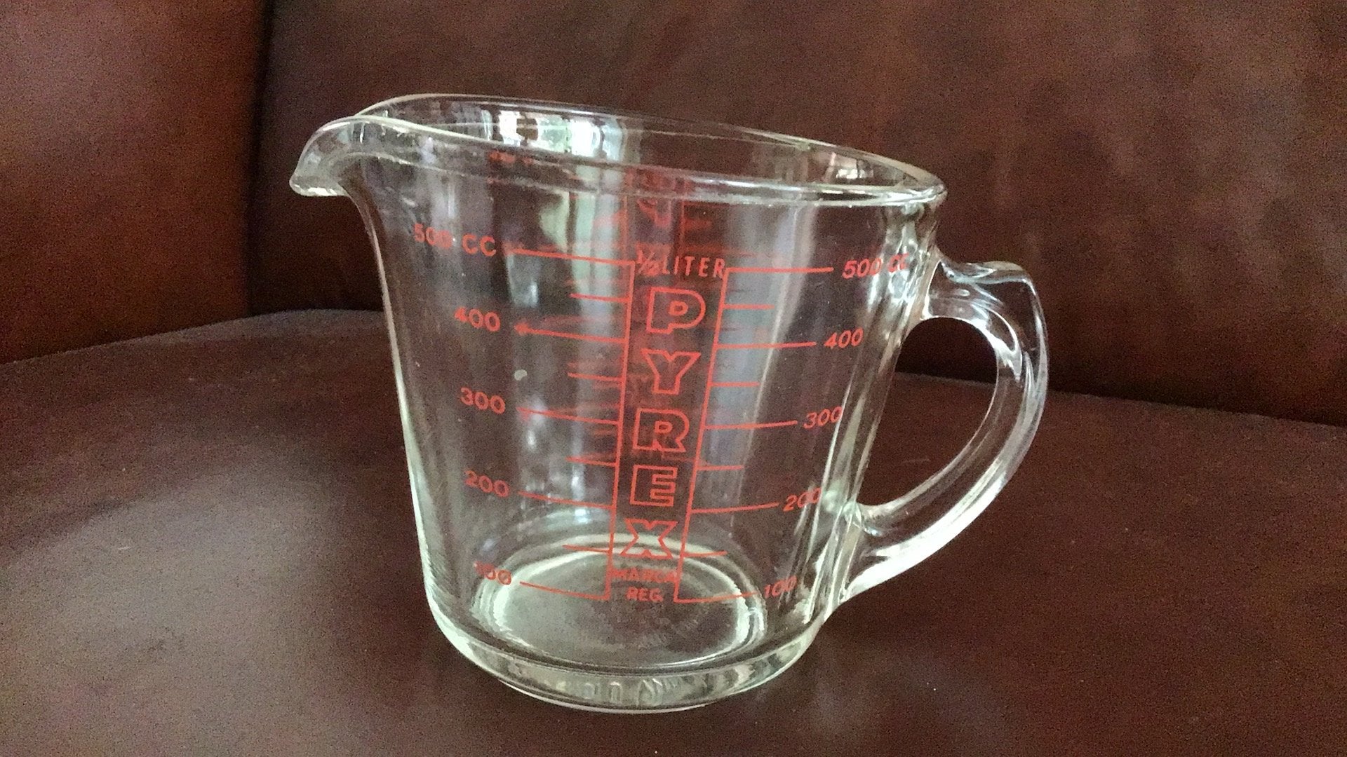 Pyrex glazen Vintage  maatbeker 500 cc, Ophalen of Verzenden, Zo goed als nieuw