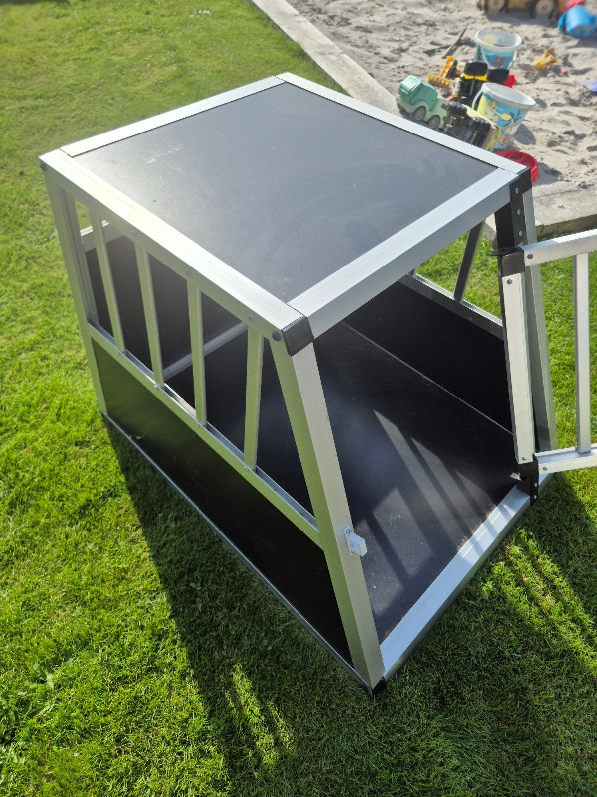 Hondenbench 67x46x50, Ophalen, Zo goed als nieuw