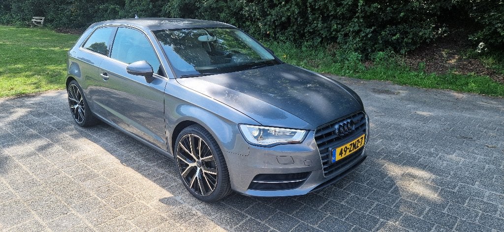 Audi A3 1.4 Tfsi 90KW 3D 2013 Grijs, Auto's, Audi, Voorwielaandrijving, Euro 5, Stof, Beige