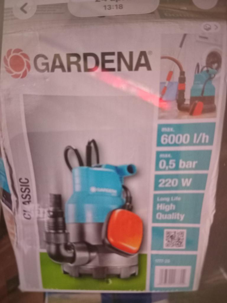 Gardena Classic Dompelpomp 6000 l/h - Nieuw in doos, Tuin en Terras, Waterpompen, Ophalen of Verzenden, Nieuw, Elektrisch, Dompelpomp