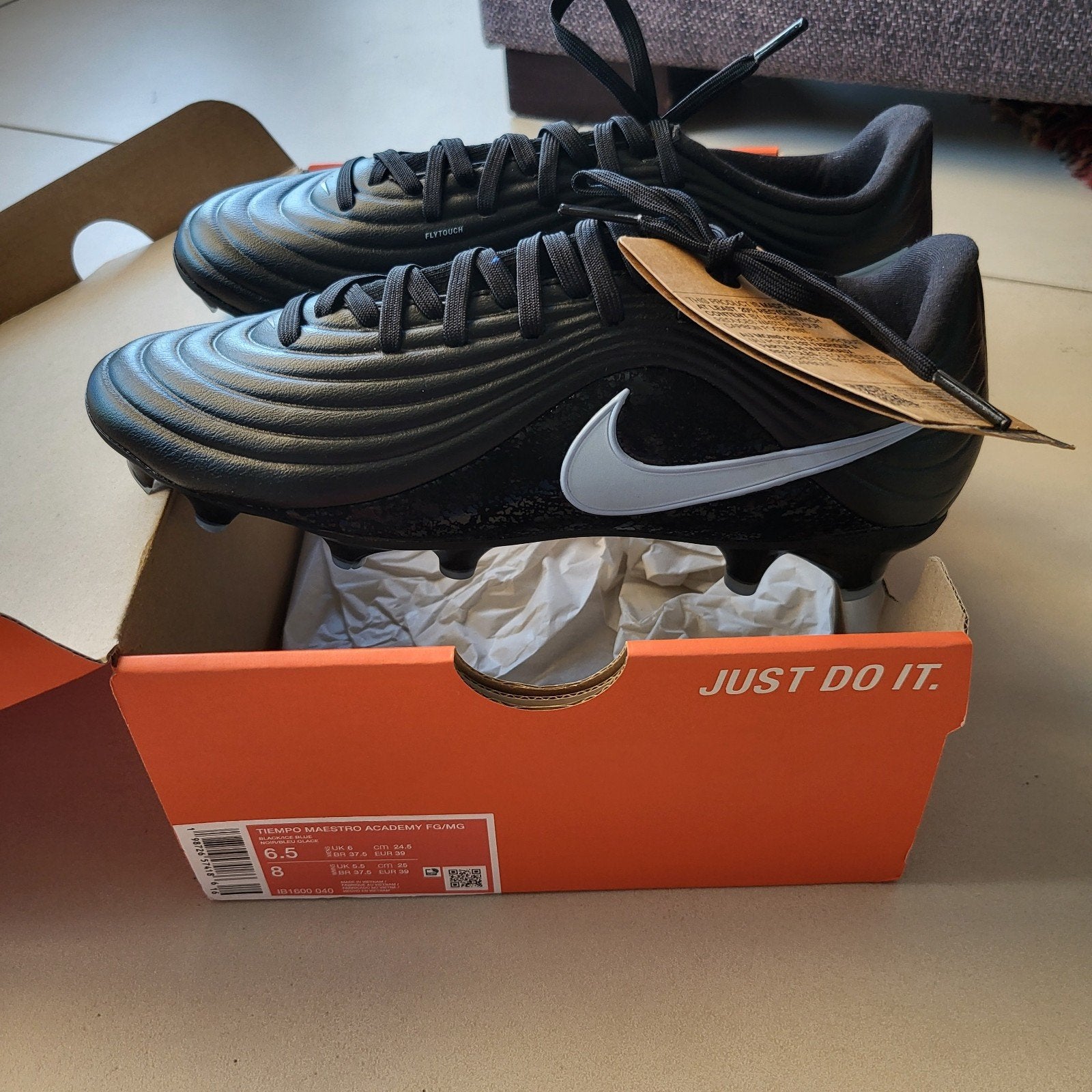 Nike Tiempo Maestro Academy FG/MG Black/Ice blue maat 39, Schoenen, Nieuw, Maat M, Ophalen of Verzenden