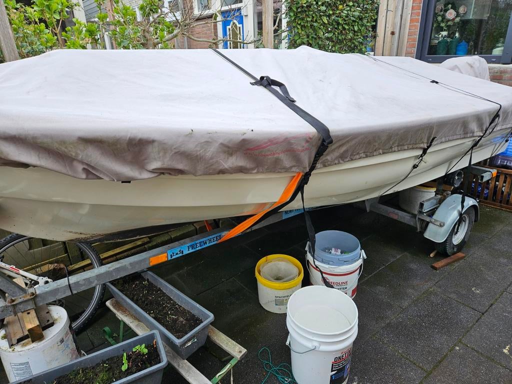 Boot Elan met 9.9 pk motor, Watersport en Boten, Motorboten en Motorjachten, Gebruikt, 4 m, Buitenboordmotor, Trailer