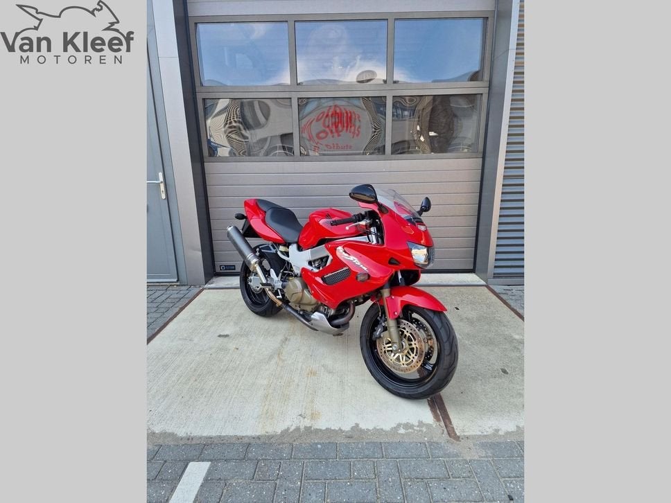 HONDA VTR 1000 F FIRESTORM (bj 2006), Motoren, Motoren | Honda, 2 cilinders, HONDA, Bedrijf, Onbekend
