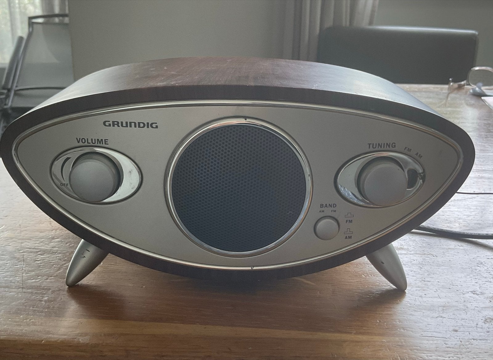 Grundig Retrolook Keukenradio - FM/AM Radio, Ophalen of Verzenden, Gebruikt, Radio