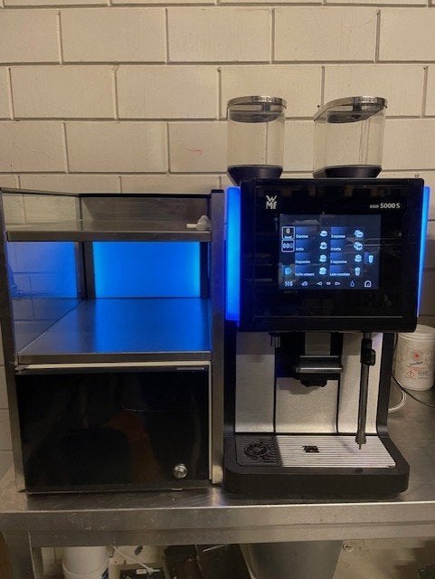 Koffiemachine Wmf 5000s met 2 bonen houders, Espresso apparaat, Niet ingevuld, Koffiebonen, Zo goed als nieuw