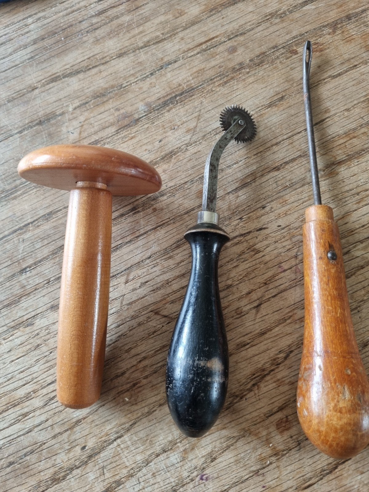 retro naaigereedschappen: Rader, tapijtnaald en Stopzwam, Ophalen of Verzenden