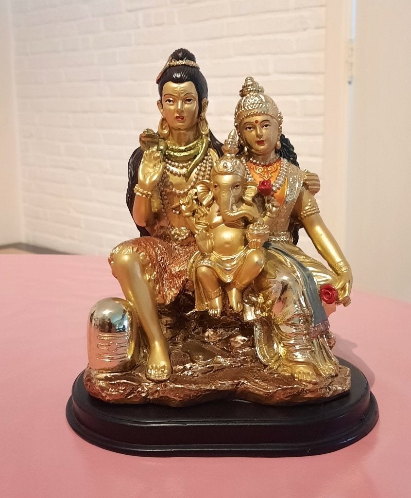 Beeld van Shiva, Parvati en Ganesha,God,buddha,boeddha, 20 cm, Nieuw, Ophalen of Verzenden, Goud