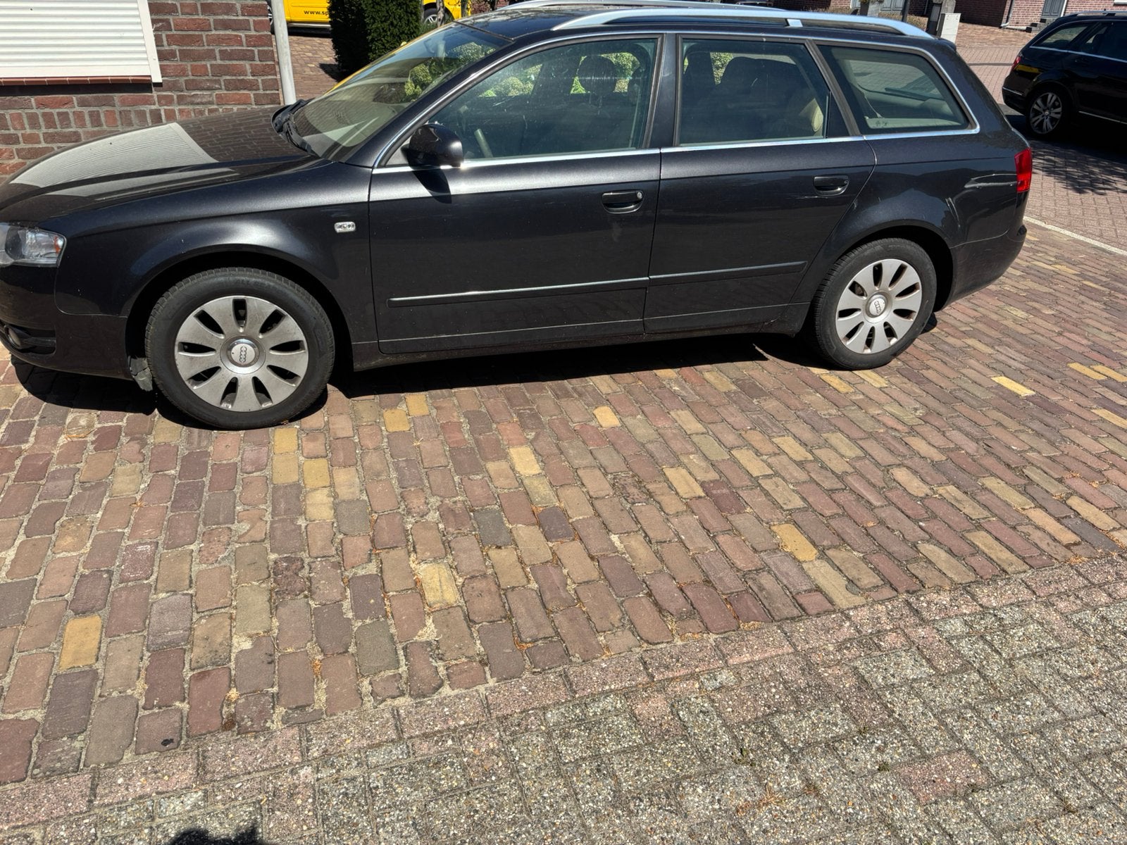 Audi A4 2.0 96KW Avant 2006 Grijs, Auto's, Voorwielaandrijving, 730 kg, 4 cilinders, 1984 cc