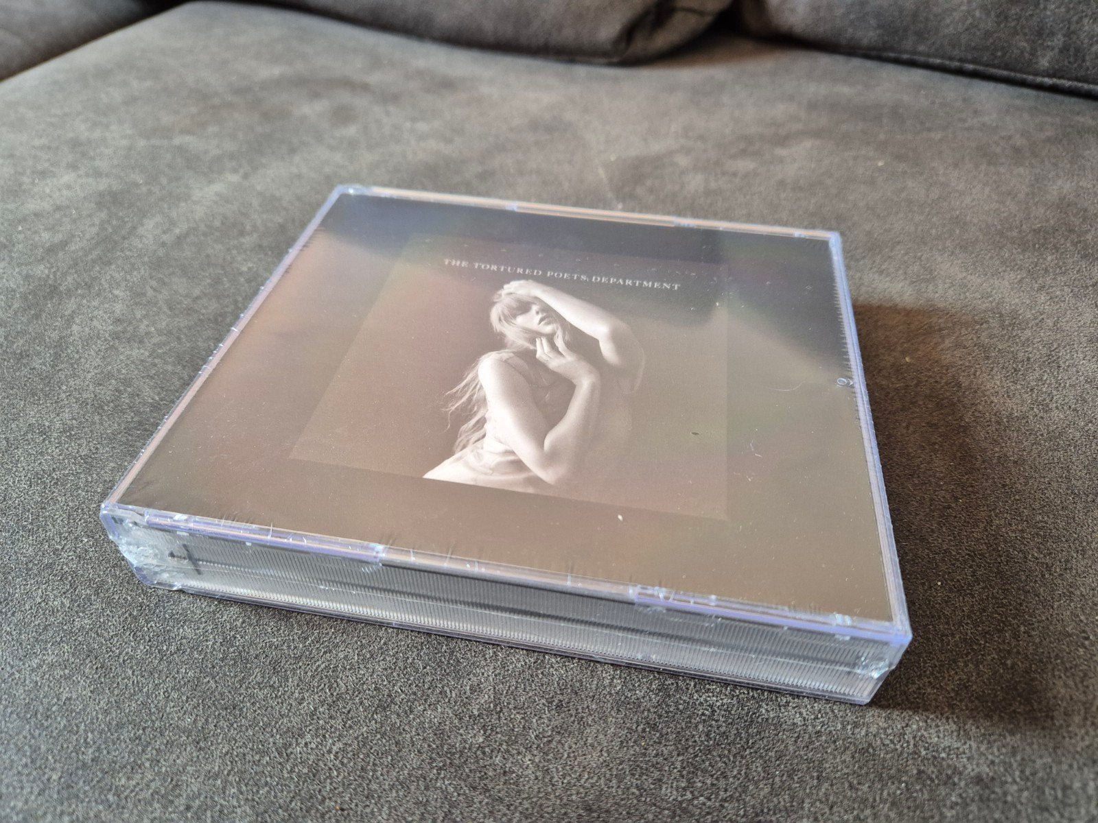 Taylor Swift - TTPD Deluxe CD + bonustrack "The Black Dog", Cd's en Dvd's, Boxset, Pop, Ophalen of Verzenden, Nieuw in verpakking