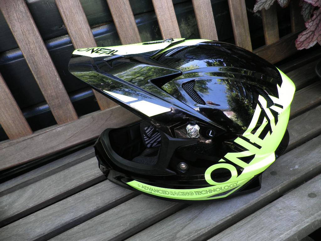 O,NEAL mtb/atb helm mt L, Ophalen of Verzenden, Zo goed als nieuw, L, Heer of Dame