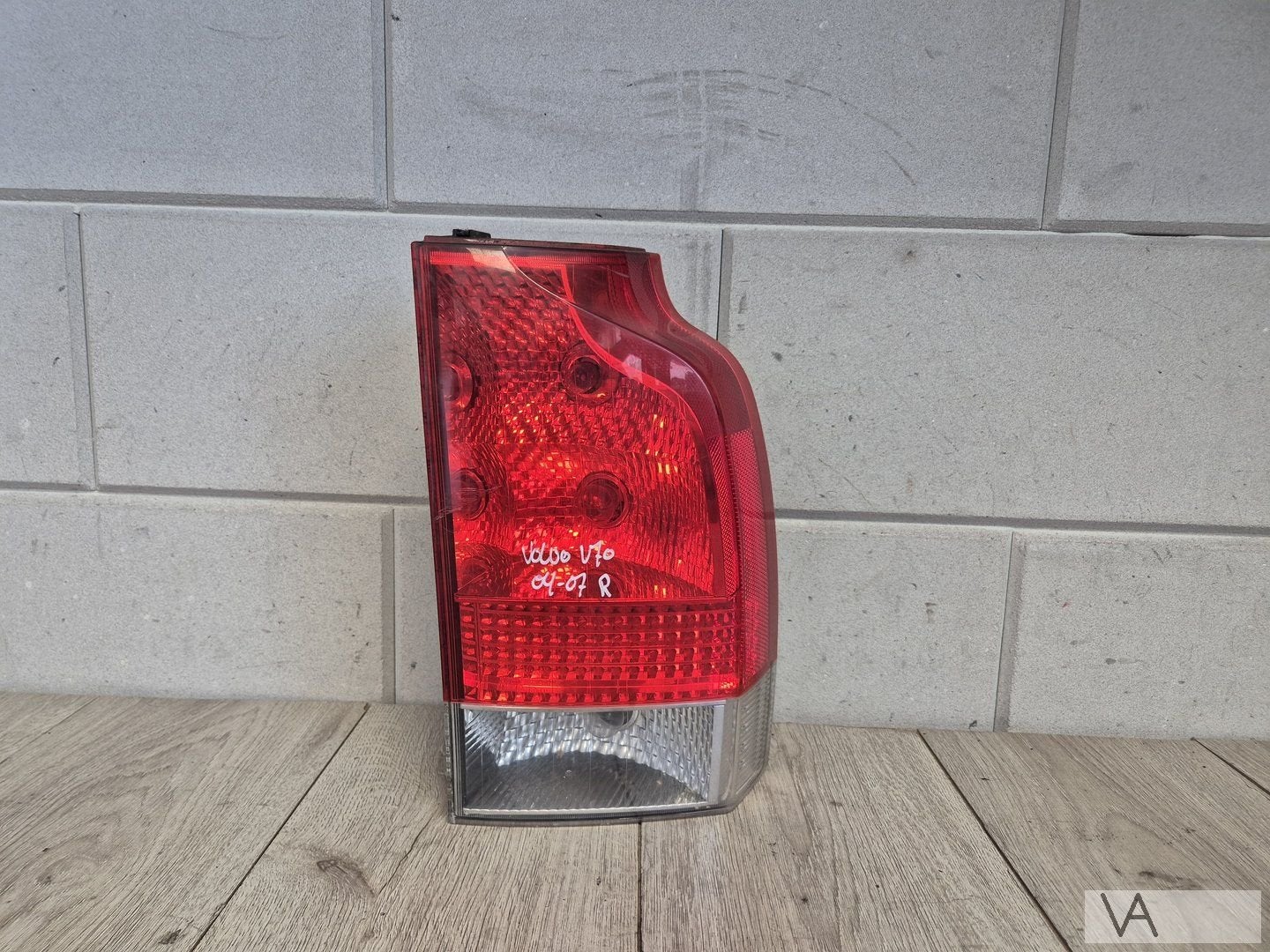 Achterlicht rechts van Volvo V70 / XC70 2004 - 2007 LED €75, Auto-onderdelen, Gebruikt, -, -, Ophalen of Verzenden