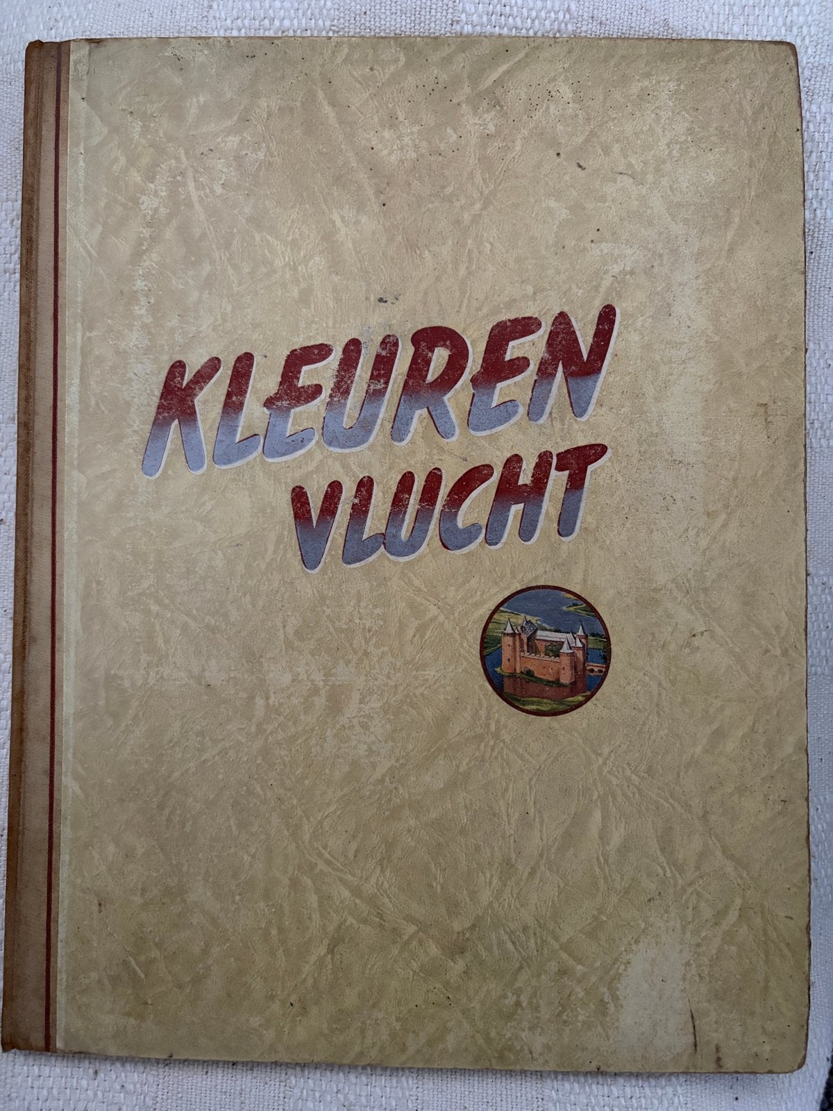 Kleuren Vlucht - Douwe Egberts uitgave 1948 harde kaft, Ophalen of Verzenden, Gelezen, Overige typen