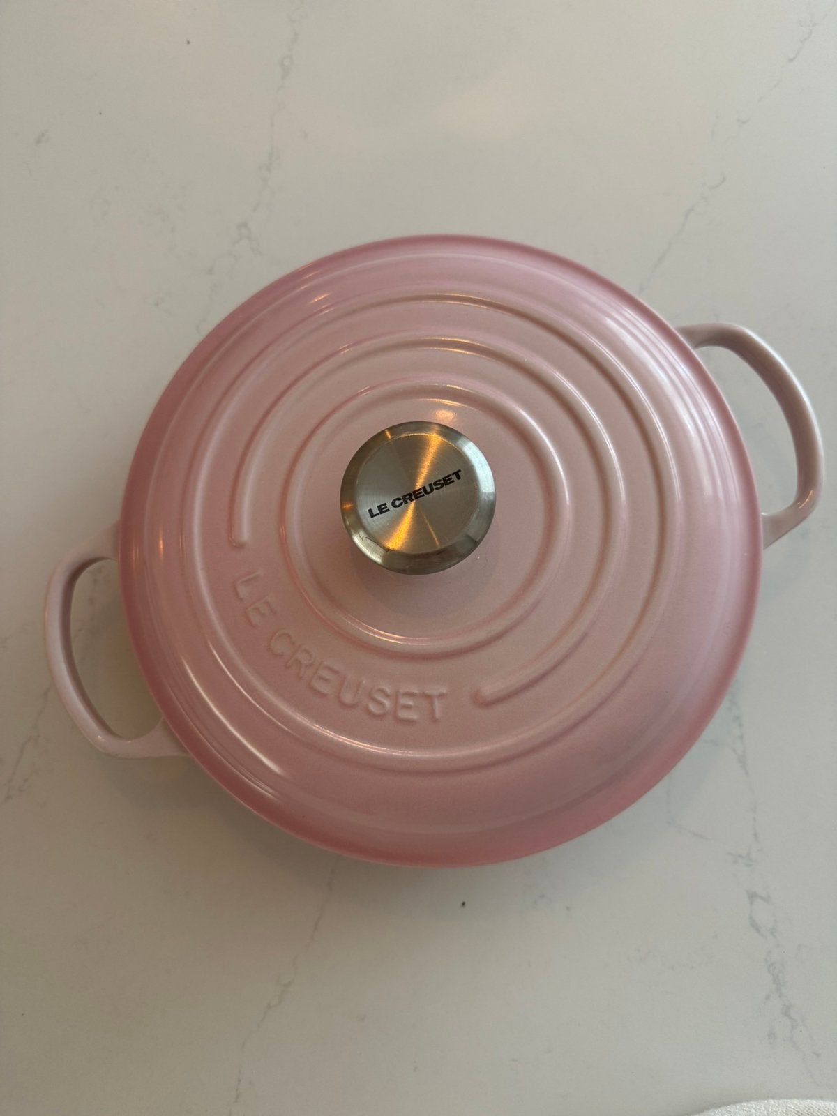 Le Creuset Campagnard 26 cm Shell Pink roze gietijzeren pan, Huis en Inrichting, Ophalen, Zo goed als nieuw, Gietijzer