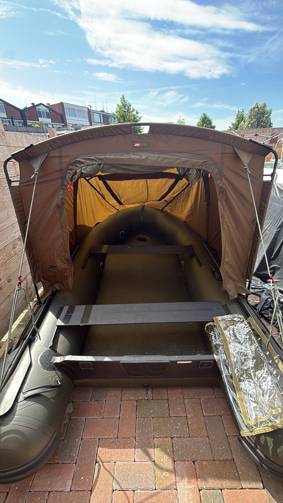 Opblaasboot met trailer en tent, Watersport en Boten, Ophalen, Gebruikt, Inclusief trailer