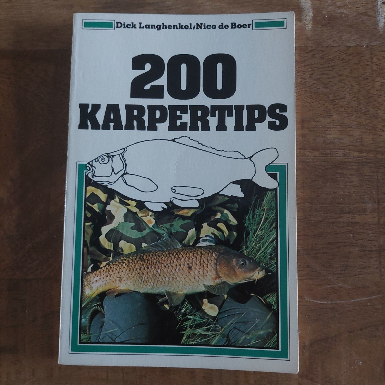 200 Karpertips - Dick Langhenkel, Nico de Boer, Watersport en Boten, Hengelsport | Karpervissen, Ophalen of Verzenden