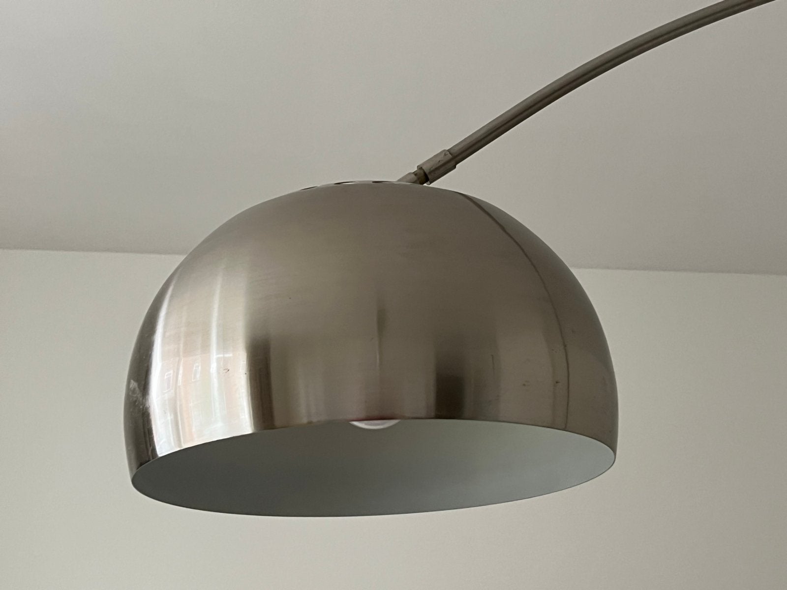 Booglamp met metalen kap - Arc lamp with a metal shade, Ophalen, Gebruikt, E27 (groot), Metaal