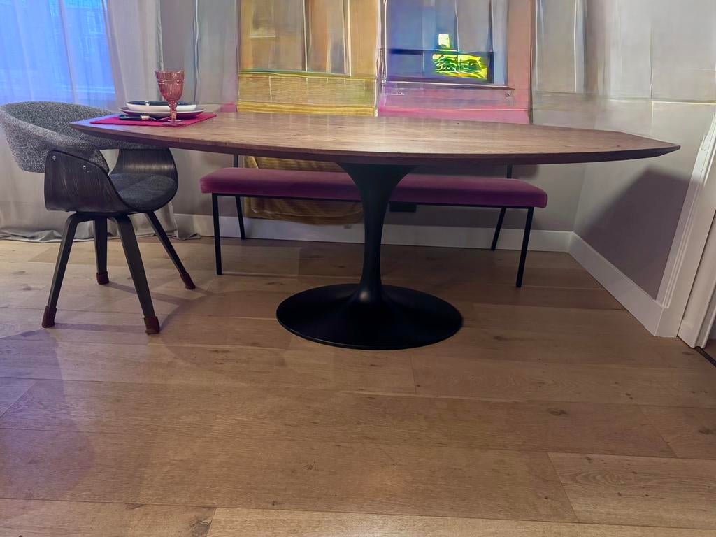 Table DU SUD ovale eikentafel met tulip onderstel, Huis en Inrichting, Ophalen, 100 tot 150 cm, Modern stijlvol, Eikenhout