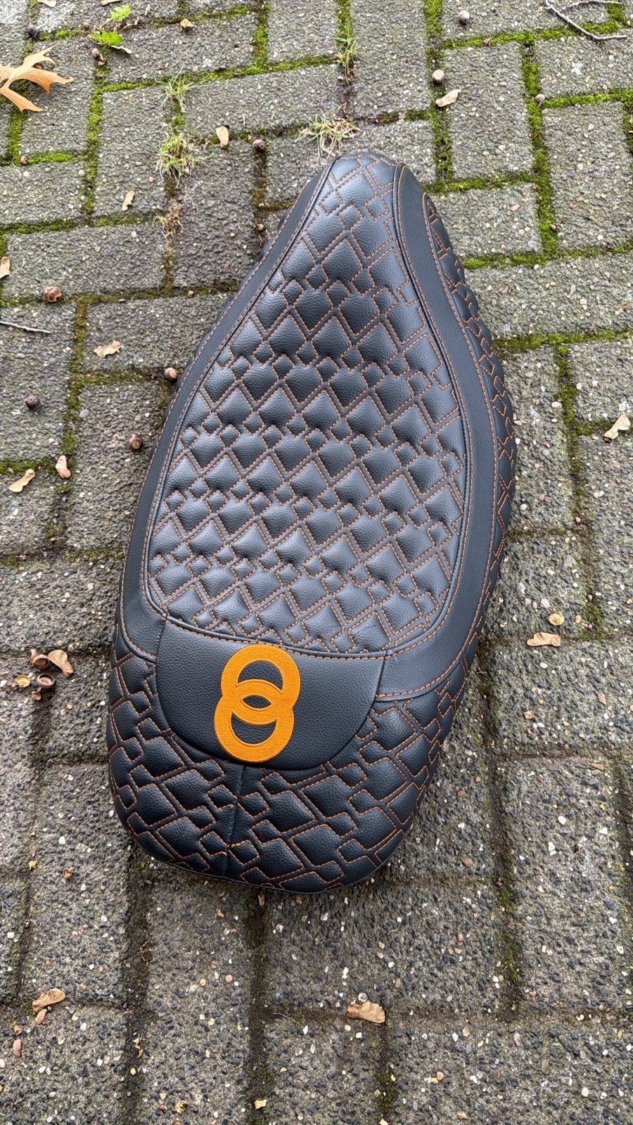 Gilera Runner Zadel - Origineel & Custom nieuwe, Fietsen en Brommers, Ophalen of Verzenden, Zo goed als nieuw, Zadel, Overige merken
