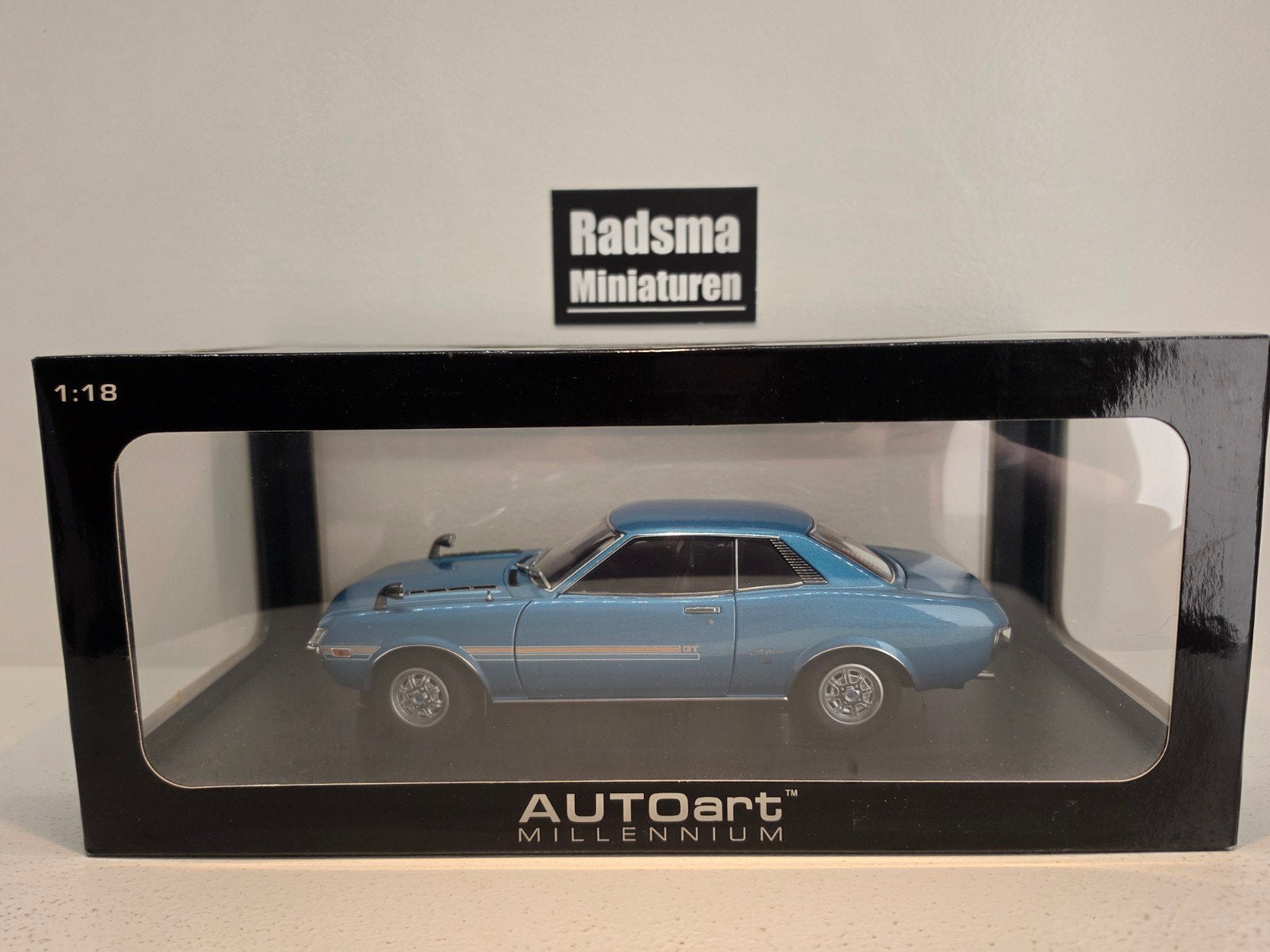 Toyota Celica 1600 GT (TA22) 1976 - 1:18 AUTOart Millenium, Auto, Autoart, AUTOart Millenium, Ophalen of Verzenden