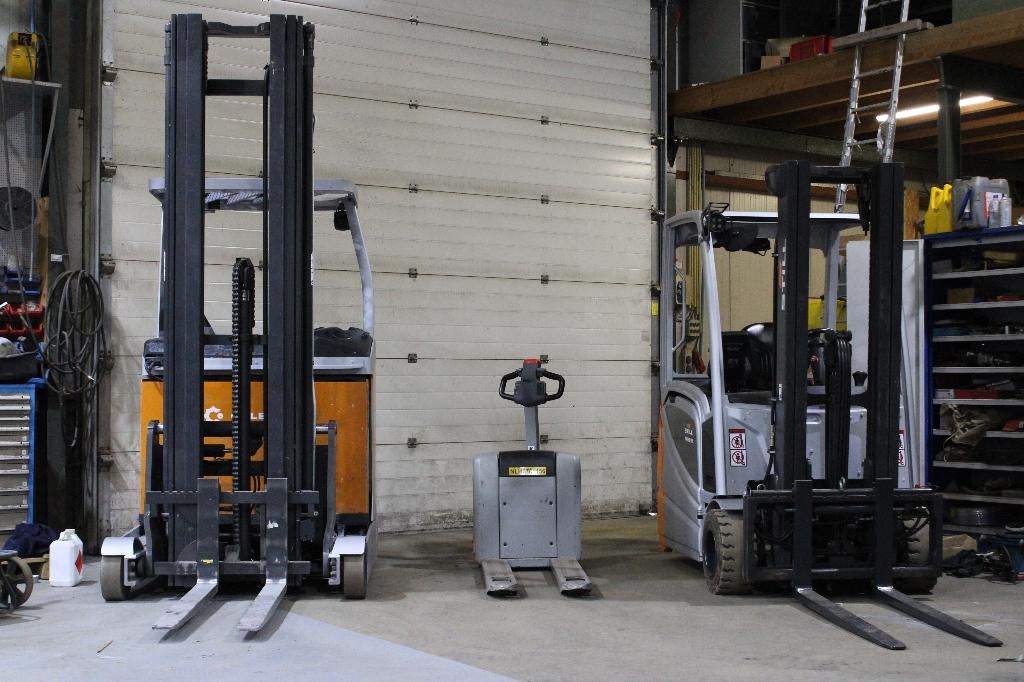 Warehouse set, Zakelijke goederen, Machines en Bouw | Heftrucks en Intern transport, Still, Heftruck, Ophalen of Verzenden, 1000 tot 2000 kg