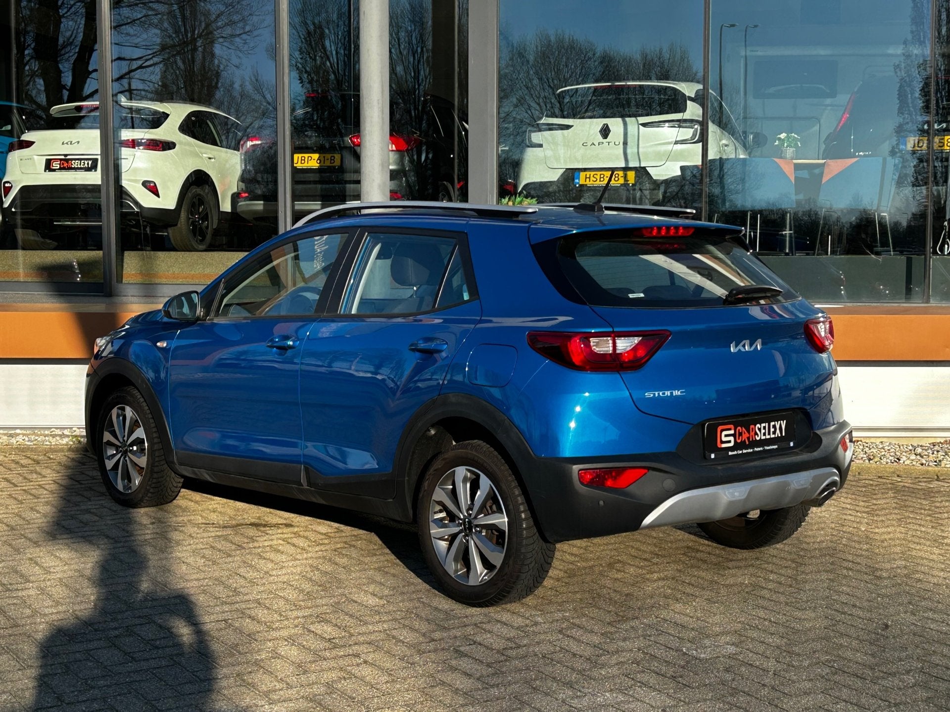 Kia Stonic 1.0 T-GDi MHEV DynamicLine | Automaat, Zwart, Blauw, 100 pk, Bedrijf