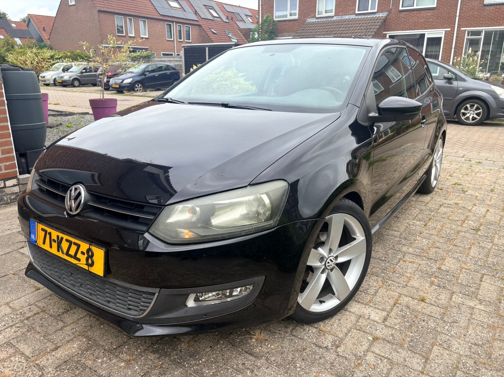 Volkswagen Polo 1.4-16V Highline | Cruise | 2010 | NAP, Voorwielaandrijving, 970 kg, Stof, 40 €/maand