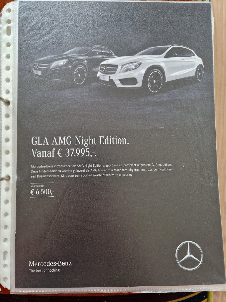 Folders Mercedes SUV modellen (GLA, GLK en M-Klasse), Ophalen of Verzenden, Zo goed als nieuw, Mercedes