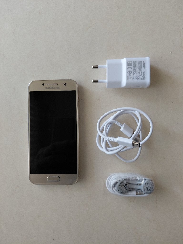 Samsung Galaxy S3, Telecommunicatie, Ophalen, Touchscreen, 3 tot 6 megapixel, Zo goed als nieuw