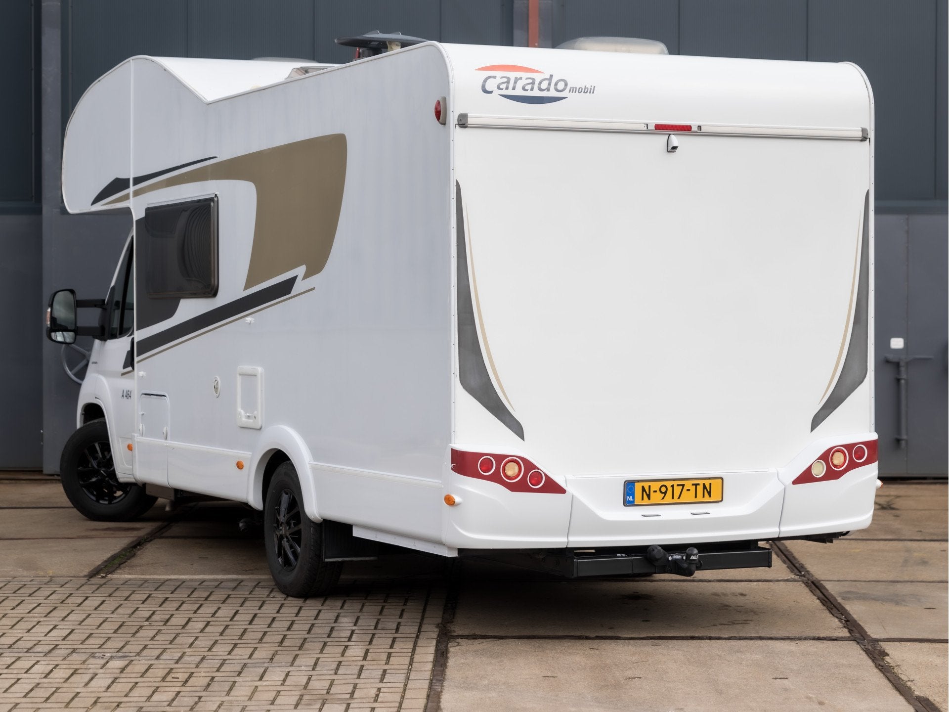 Foto 3 van CAPRON A 464 Camper (APPLE CARPLAY, TELEVISIE INLOOPDOUCHE,