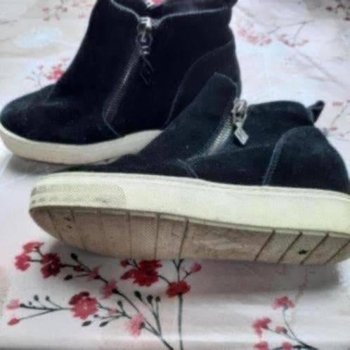 Skechers 34 zwarte laarzen, Meisje, Ophalen of Verzenden, Laarzen, Zo goed als nieuw