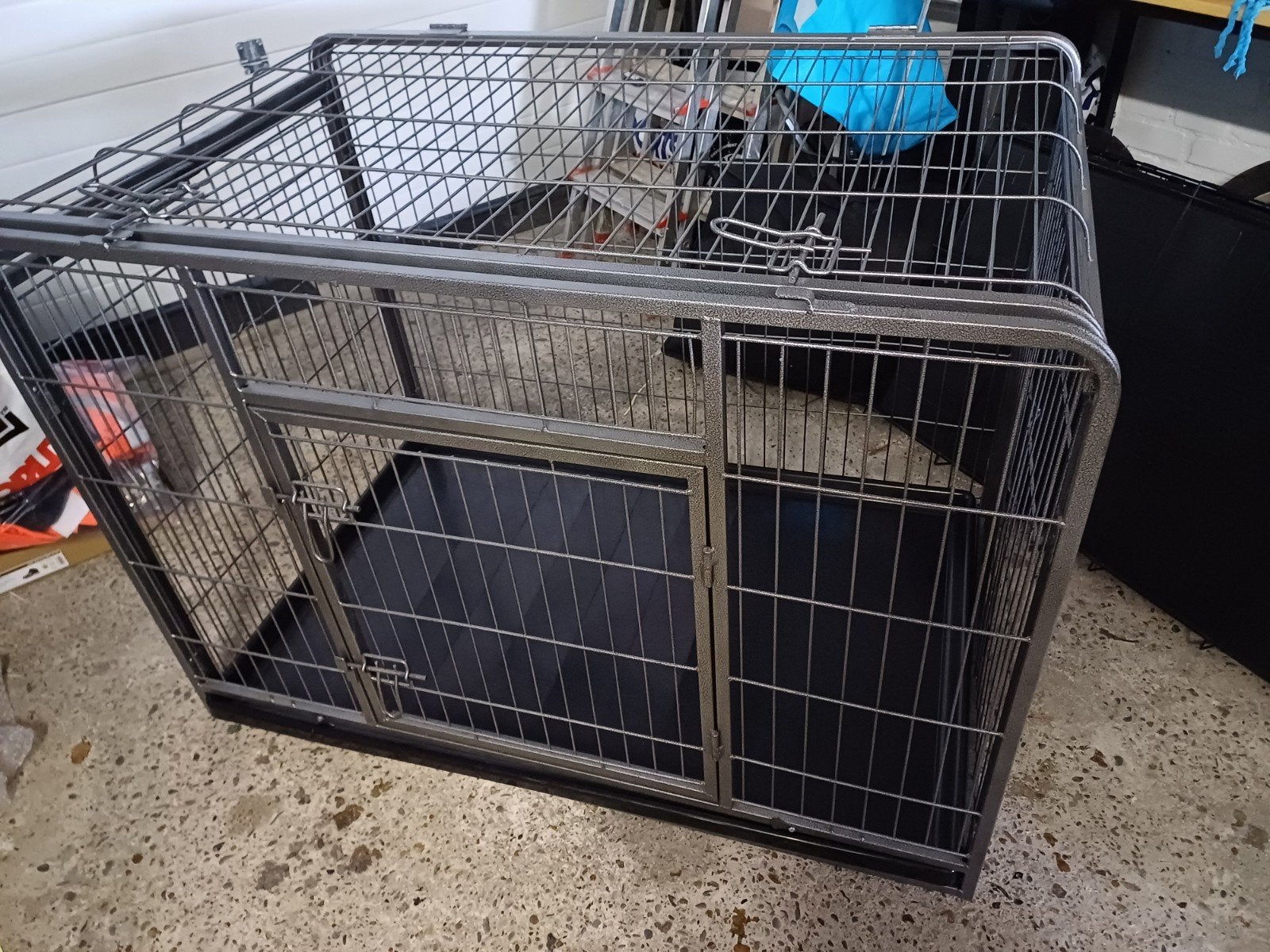 Honden bench heavy duty grijs., Ophalen, Hondenkennel, Gebruikt, 65 tot 100 cm