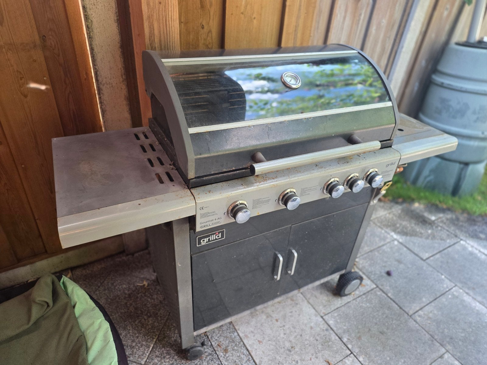 Verrijdbare GAS BBQ GRILL'D TYPE GOURMET 4-AG, Ophalen, Gebruikt