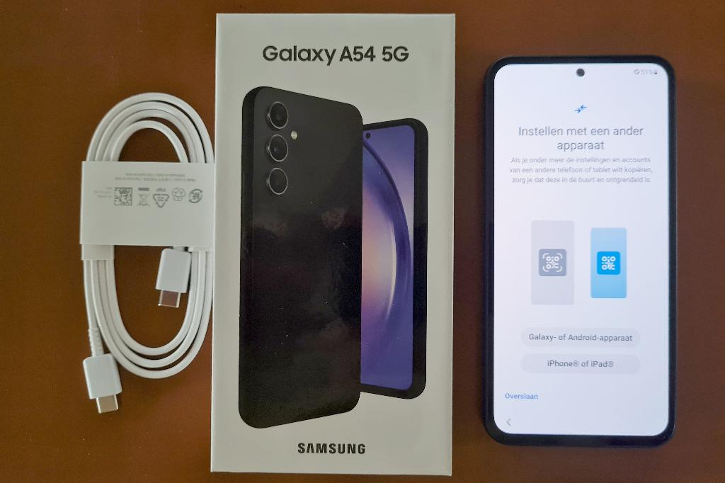 Samsung A54 grijs + oplader + laadkabel + Ringke cover, Telecommunicatie, Mobiele telefoons | Samsung, Gebruikt, Galaxy A, 128 GB