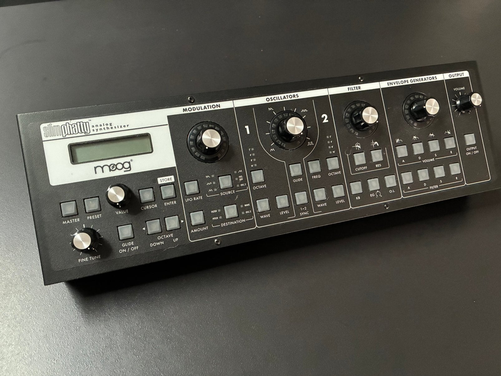 Moog Slim Phatty – Analoge Desktop Synthesizer, Ophalen of Verzenden, Zo goed als nieuw, Overige aantallen, Overige merken