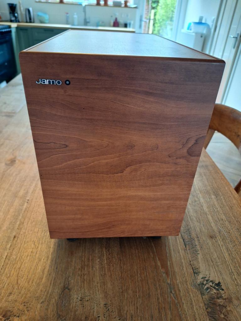 Jamo SUB 200 subwoofer, Ophalen