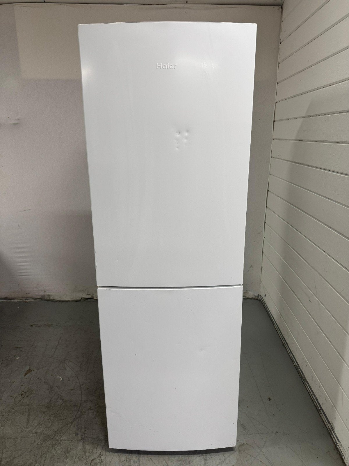 Haier no frost Koelkast met vriesvak - Gebruikt met LEVERING, Witgoed en Apparatuur, 150 tot 200 liter, Gebruikt, 60 cm of meer