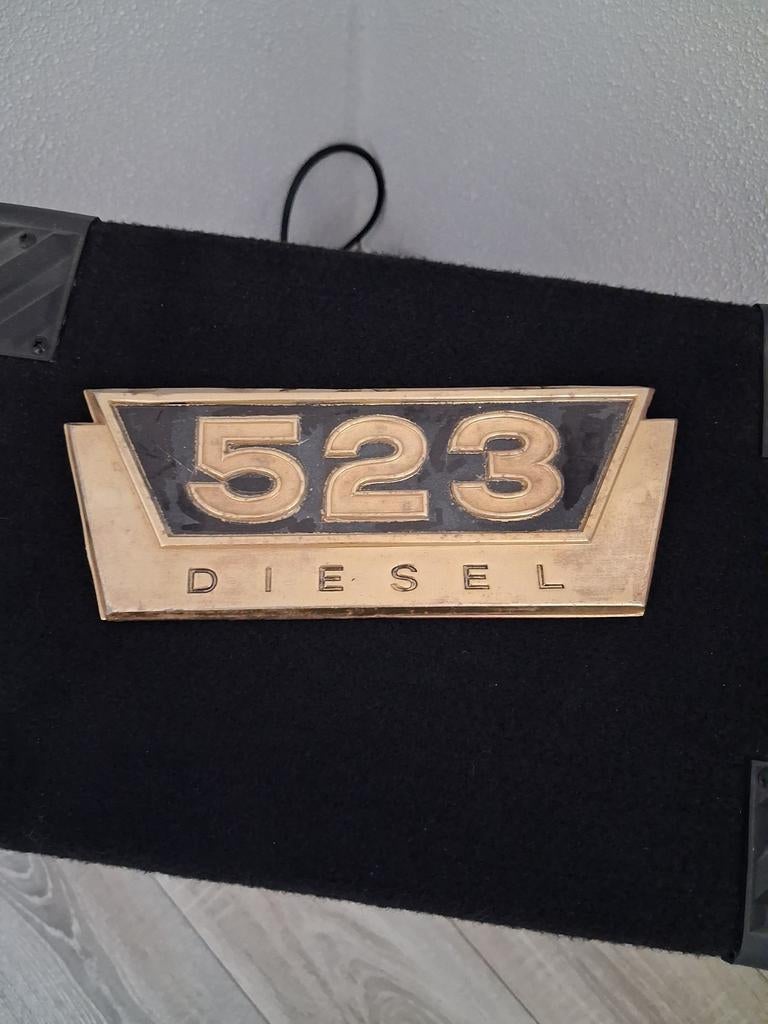 Mc Cormick 523 embleem, Ophalen of Verzenden