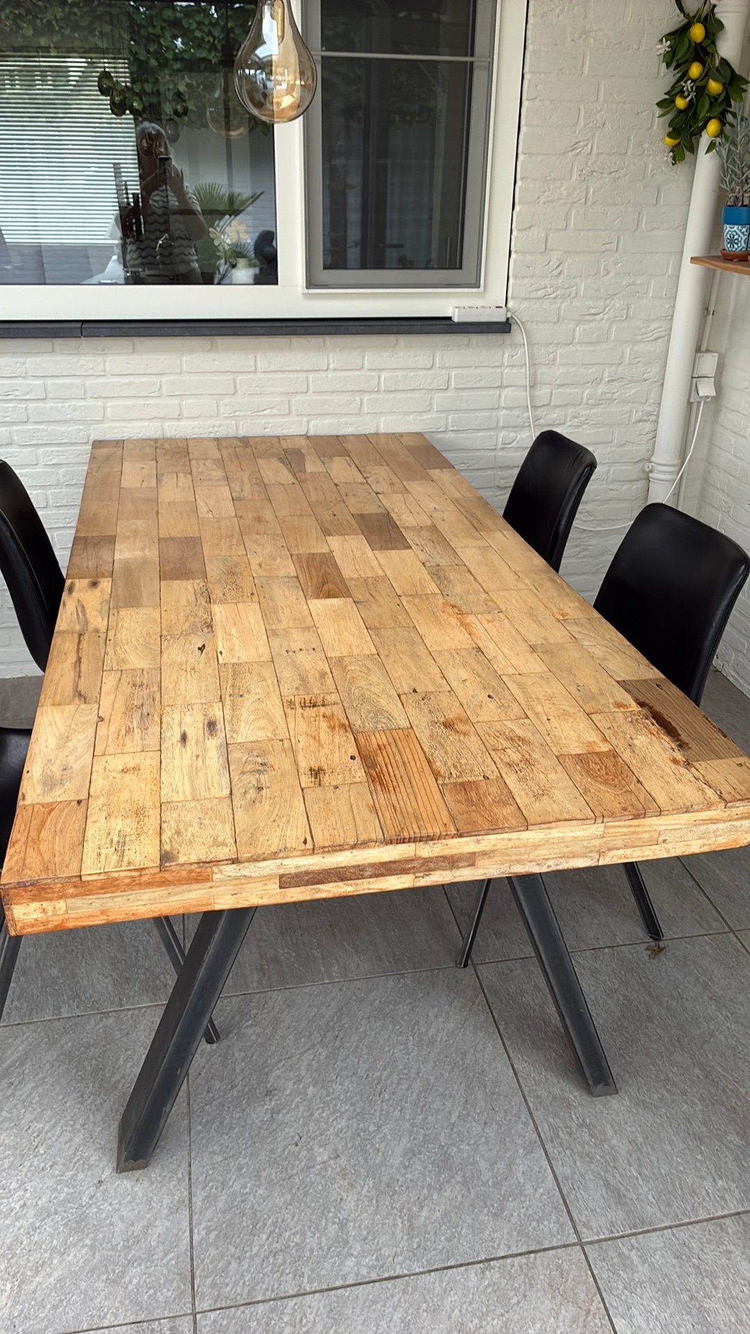 Tafel met houten blad en ijzeren onderstel, Ophalen, Gebruikt, Rechthoekig, Hout